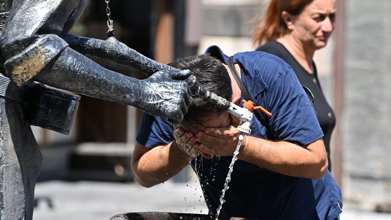 Gaziantep'te Sıcak Hava Etkili, Vatandaşlar Serinleme Arayışında