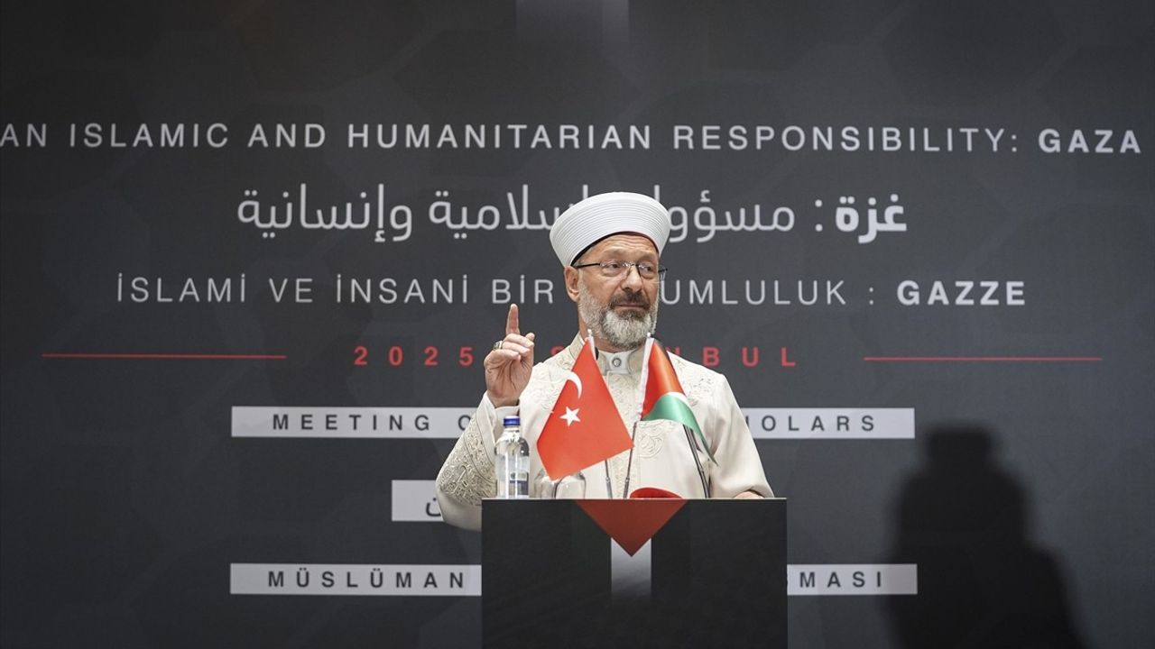 Gazze Konferansı İstanbul'da Devam Ediyor