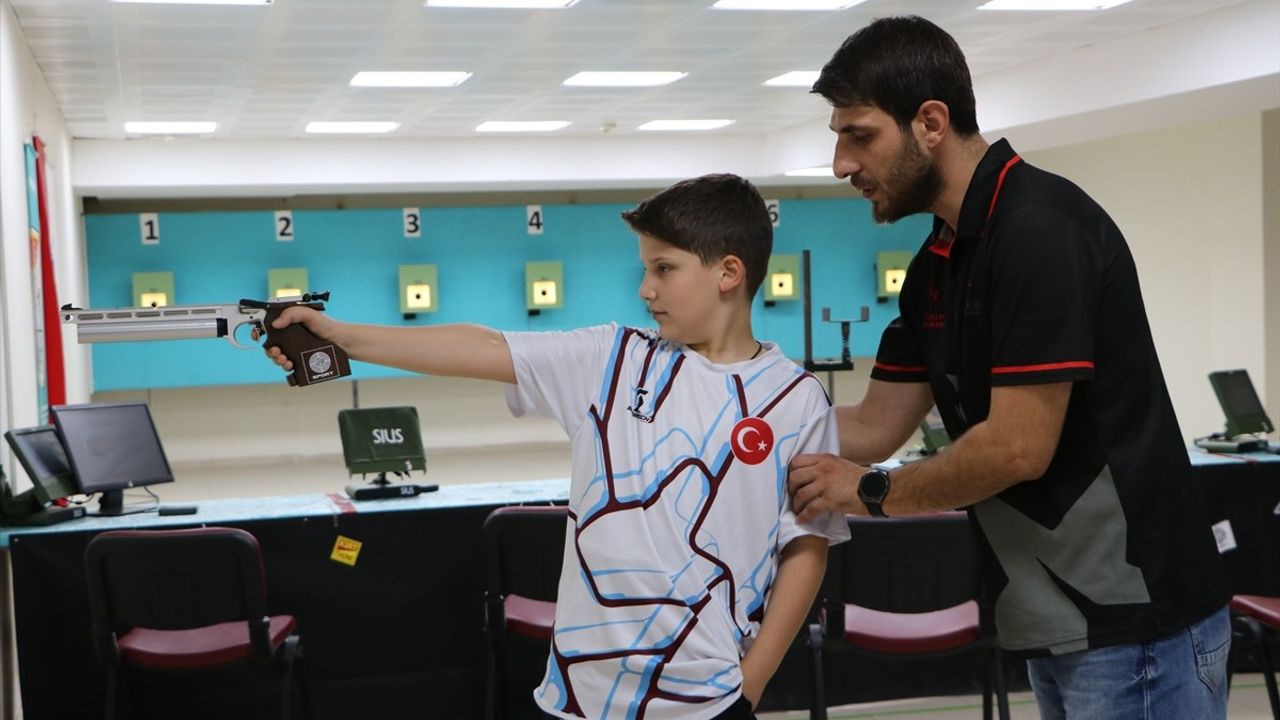 Genç Atıcı Yusuf Özay'dan İki Türkiye Birinciliği