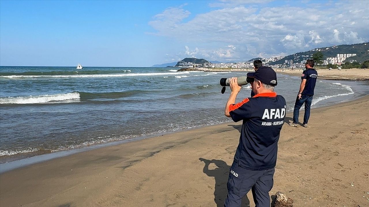 Giresun'da Kaybolan Yüzücü İçin Arama Faaliyetleri Başlatıldı