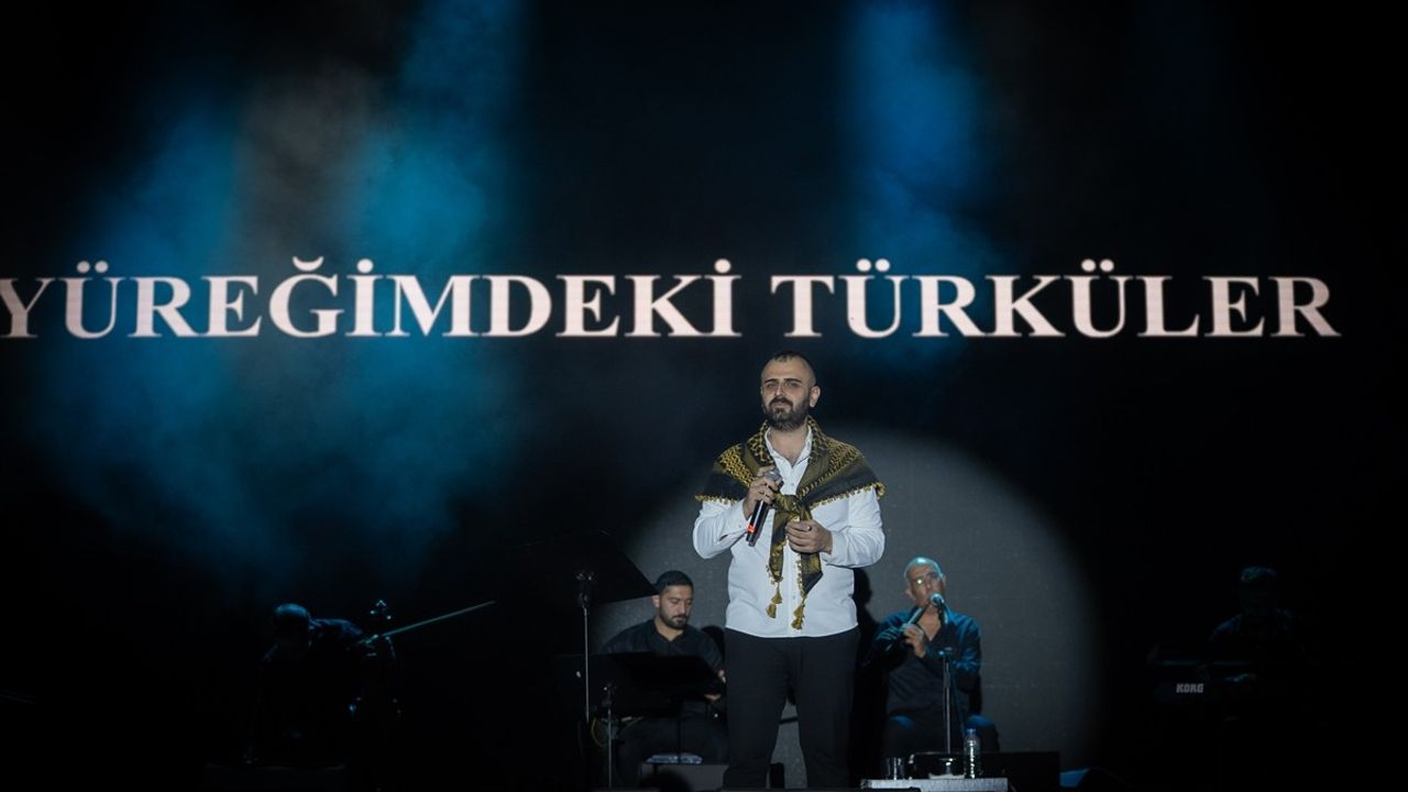 Hakkari'de Şenlik Coşkusu Devam Ediyor