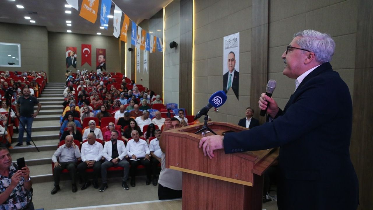 Hatay'da Kadın Kolları Danışma Meclisi Toplantısı Gerçekleşti