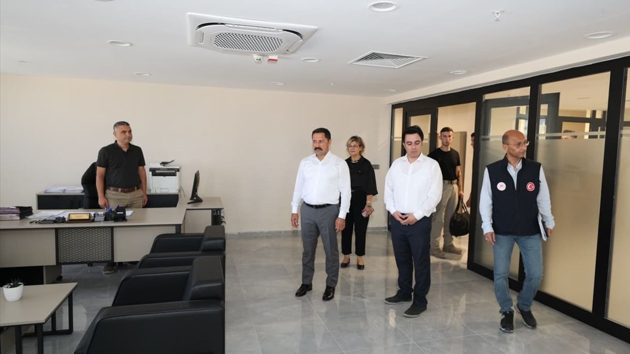 Hatay Valisi Masatlı'dan Samandağ Hükümet Konağı Ziyareti