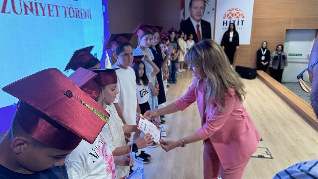 Hitit Çocuk Üniversitesi'nde Temsili Mezuniyet Töreni