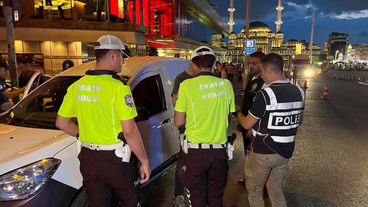 İstanbul'da Helikopter Destekli Huzur Uygulaması