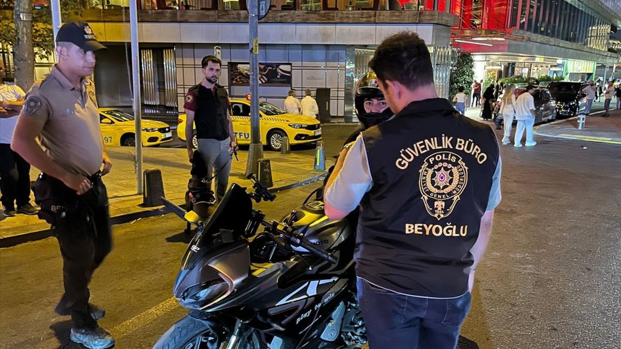 İstanbul'da Huzur Uygulaması: Asayiş Kontrolleri Yapıldı
