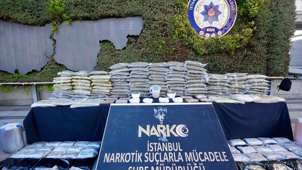 İstanbul'da Uyuşturucu Operasyonunda 20 Tutuklama