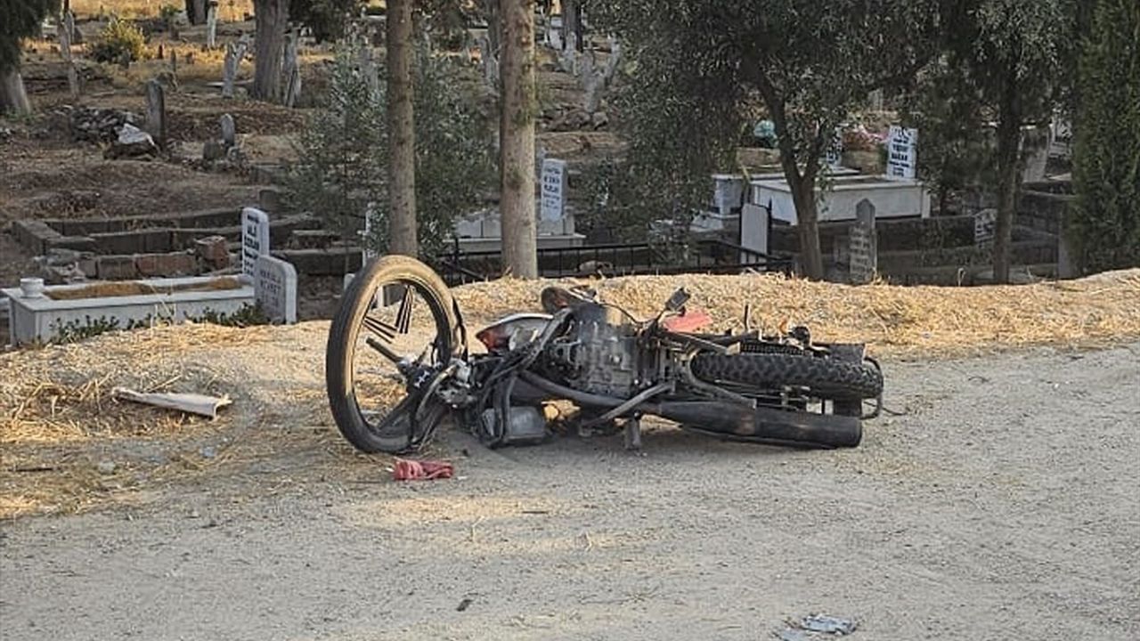 İzmir'de Motosiklet Kazası: Bir Hayat Kaybedildi