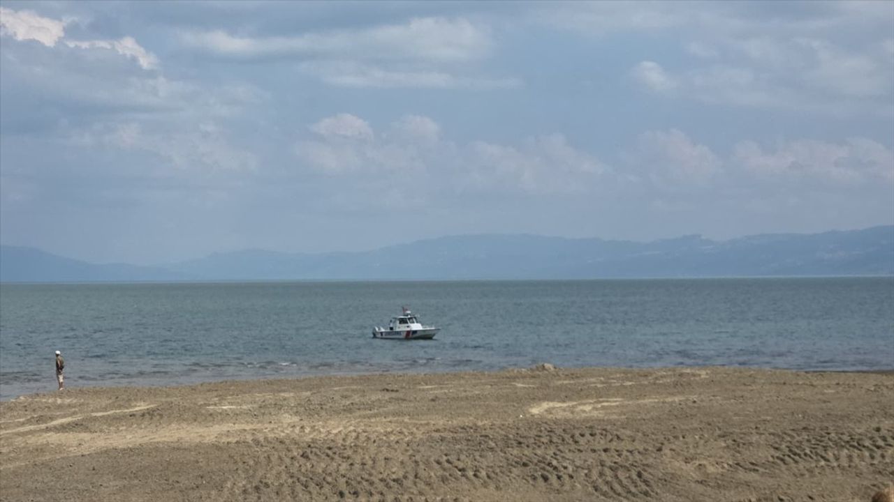İznik Gölü'nde Kaybolan 6 Yaşındaki Çocuğun Cansız Bedeni Bulundu