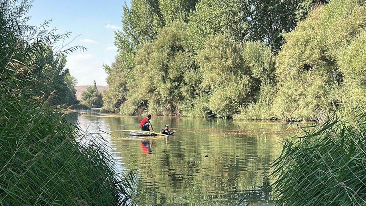 Kahramanmaraş'ta Balık Tutarken Ceyhan Nehri'ne Düşen Genç Boğuldu