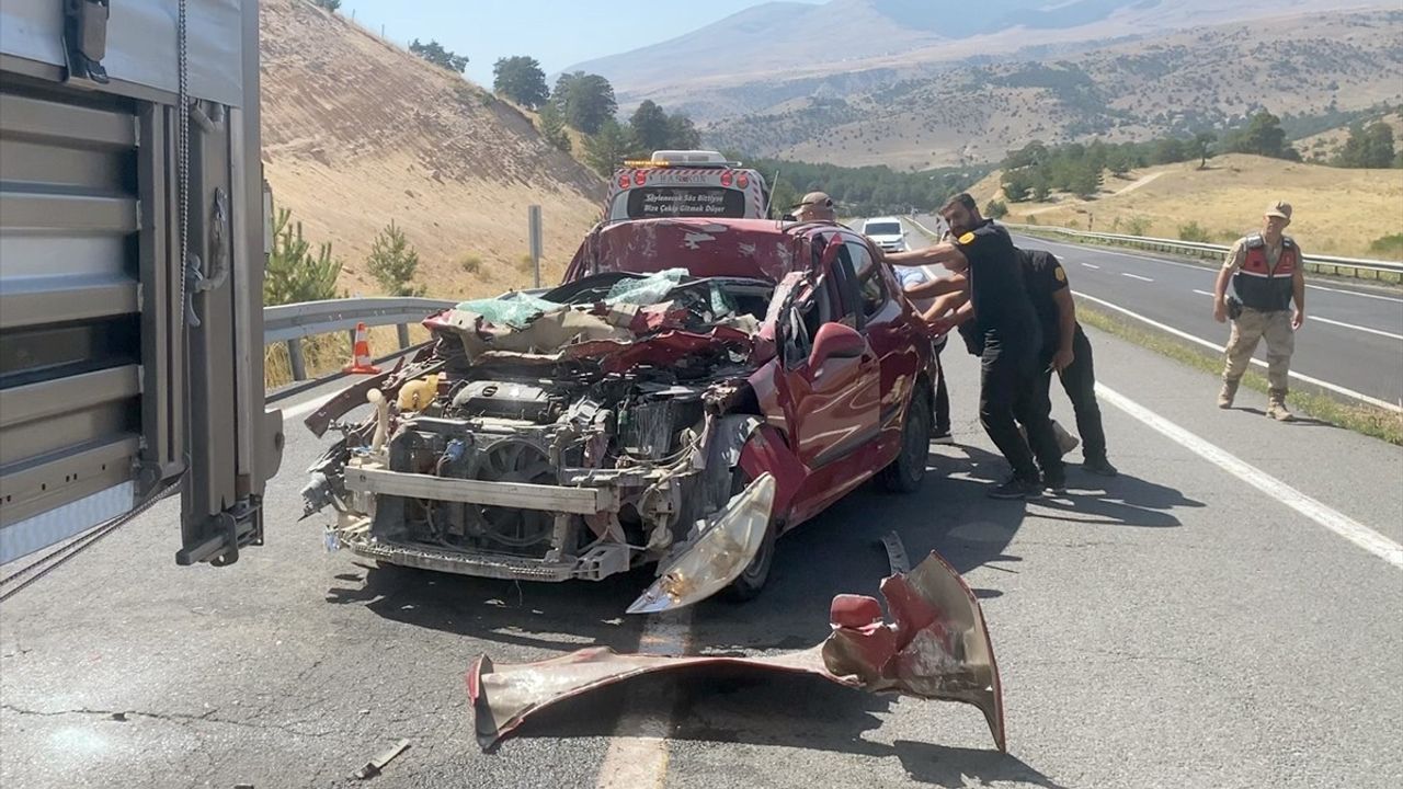 Kars’ta Trafik Kazası: Bir Yaralı