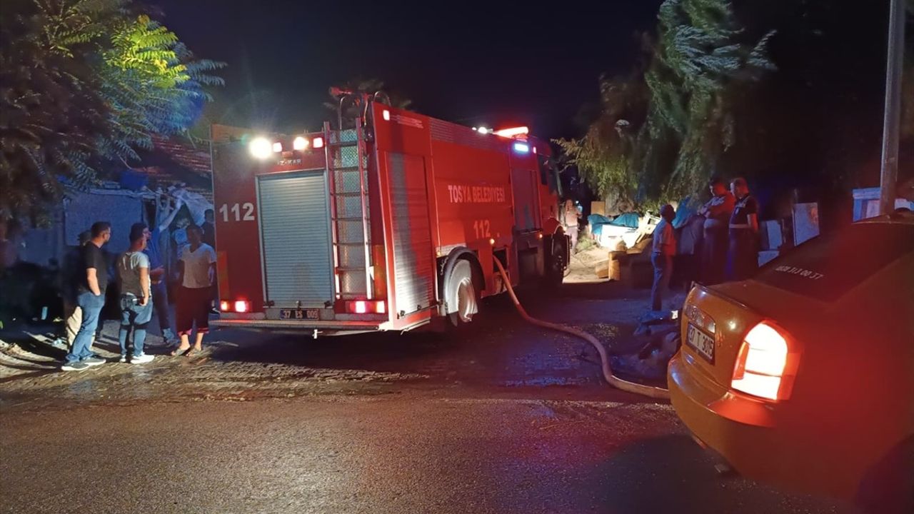 Kastamonu'da Yangın: Üç Ev Kullanılamaz Hale Geldi