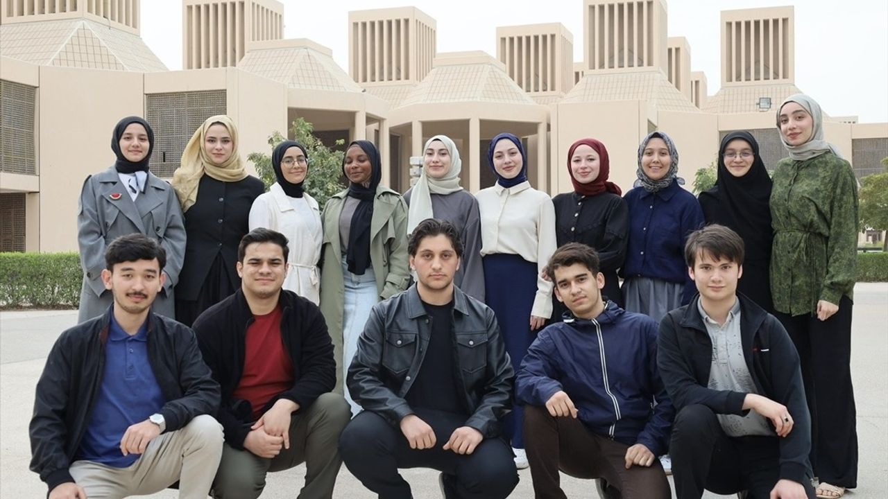 Katar Üniversitesi'nde 30 Türk Öğrenciye Burs İmkanı