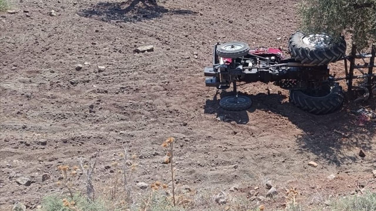 Kilis'te Traktör Kazası: 1 Çocuk Hayatını Kaybetti, 2 Yaralı