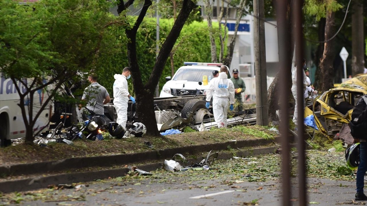 Kolombiya'da Bombalı Saldırı: 5 Ölü, 36 Yaralı