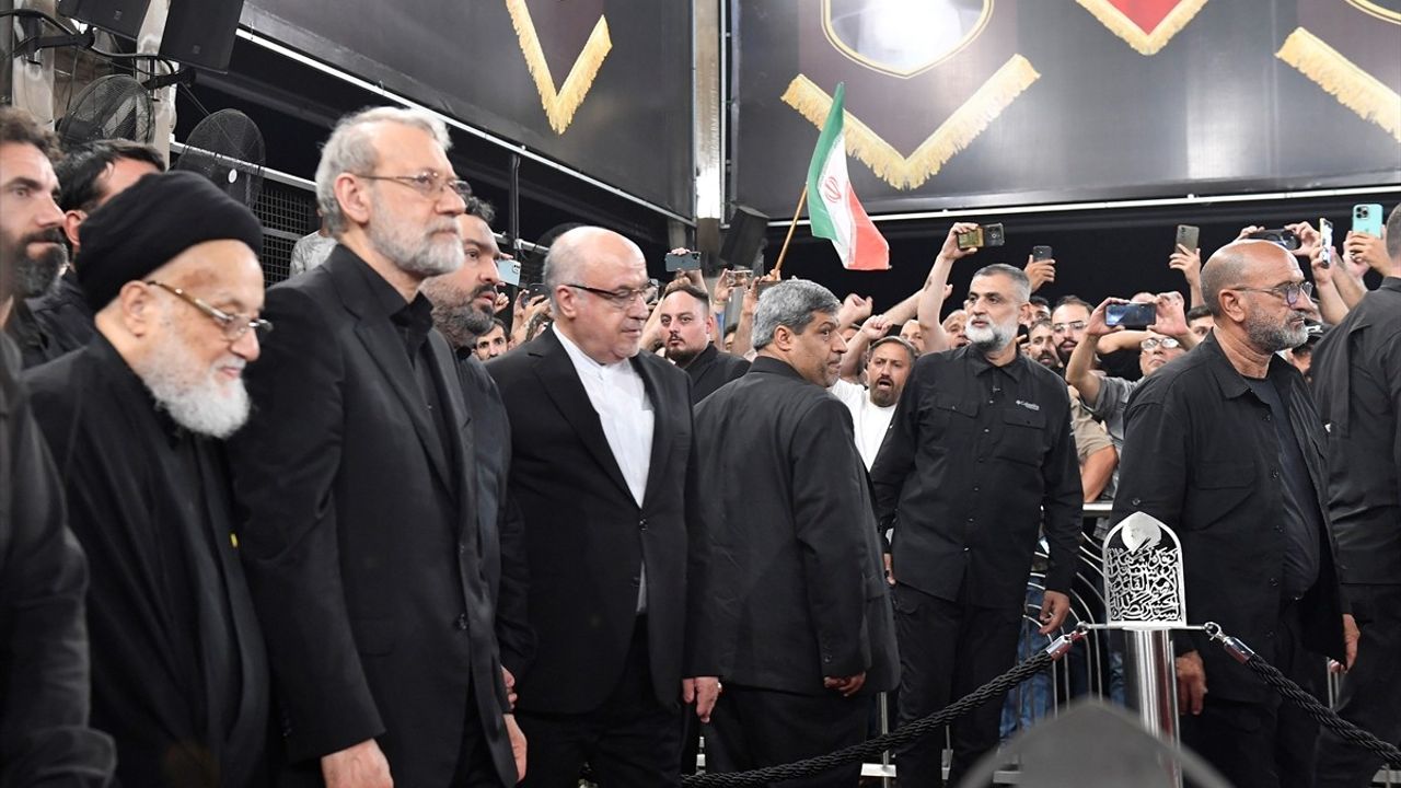 Laricani'den Hizbullah'a Destek Mesajı
