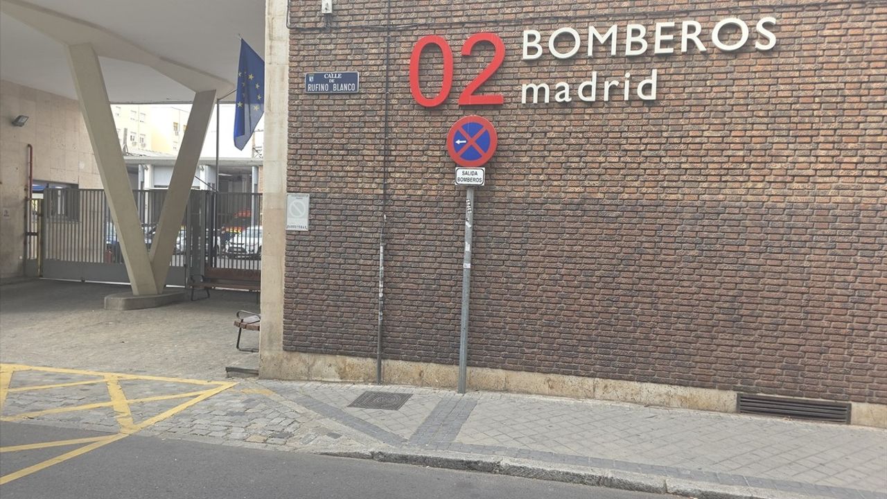 Madrid'de Orman İtfaiyecileri Greve Gitti