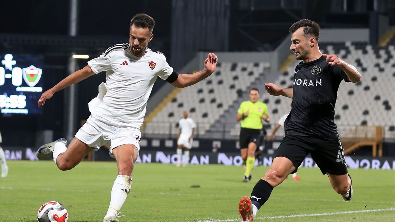 Manisa FK, Atakaş Hatayspor'u 2-1'le Geçti