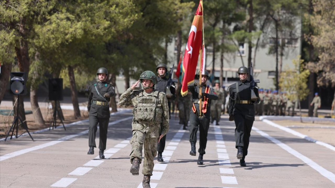 Mardin'de Komuta ve Sancak Devir Teslim Töreni Gerçekleşti