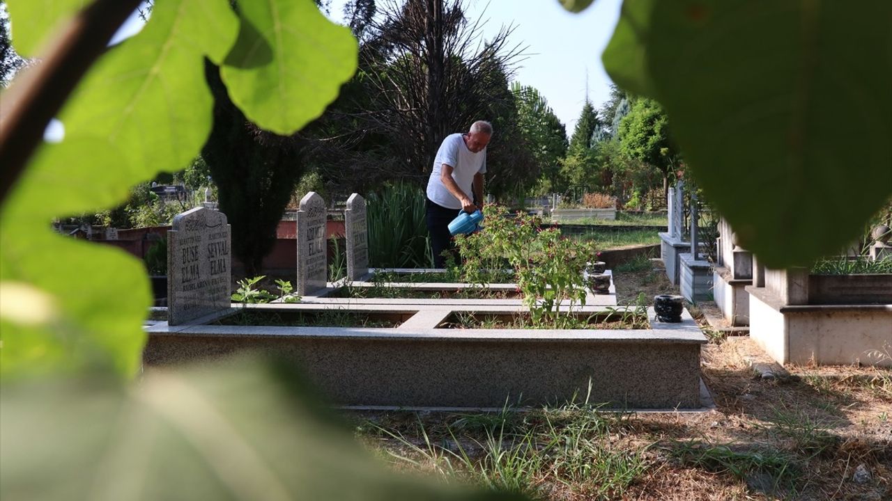 Marmara Depremi'nin İzleri: Alaattin Elma'nın Kayıpları ve Hatıraları