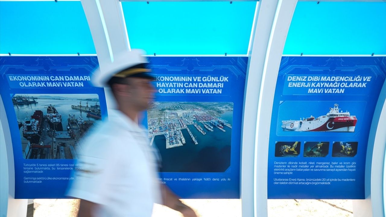 Mavi Vatan Zaman Tüneli ile Tarihsel Yolculuk