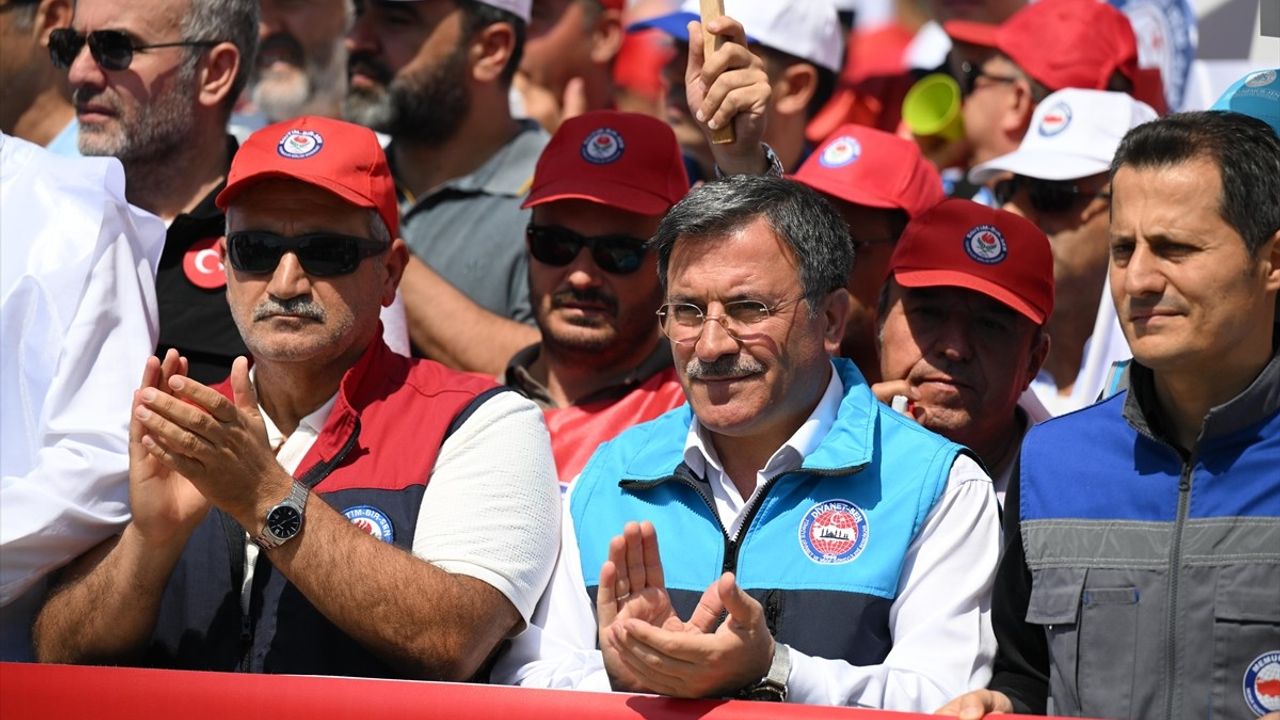 Memur-Sen'den Kamu Toplu Sözleşme Sürecine Tepki