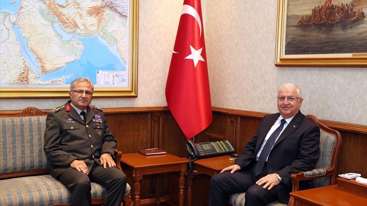 Milli Savunma Bakanı Güler Orgeneral Tokel'i Karşıladı