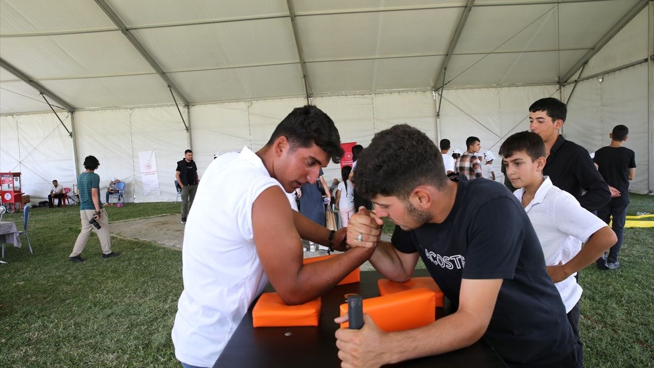 Muş'ta Malazgirt Zaferi Coşkuyla Kutlanıyor