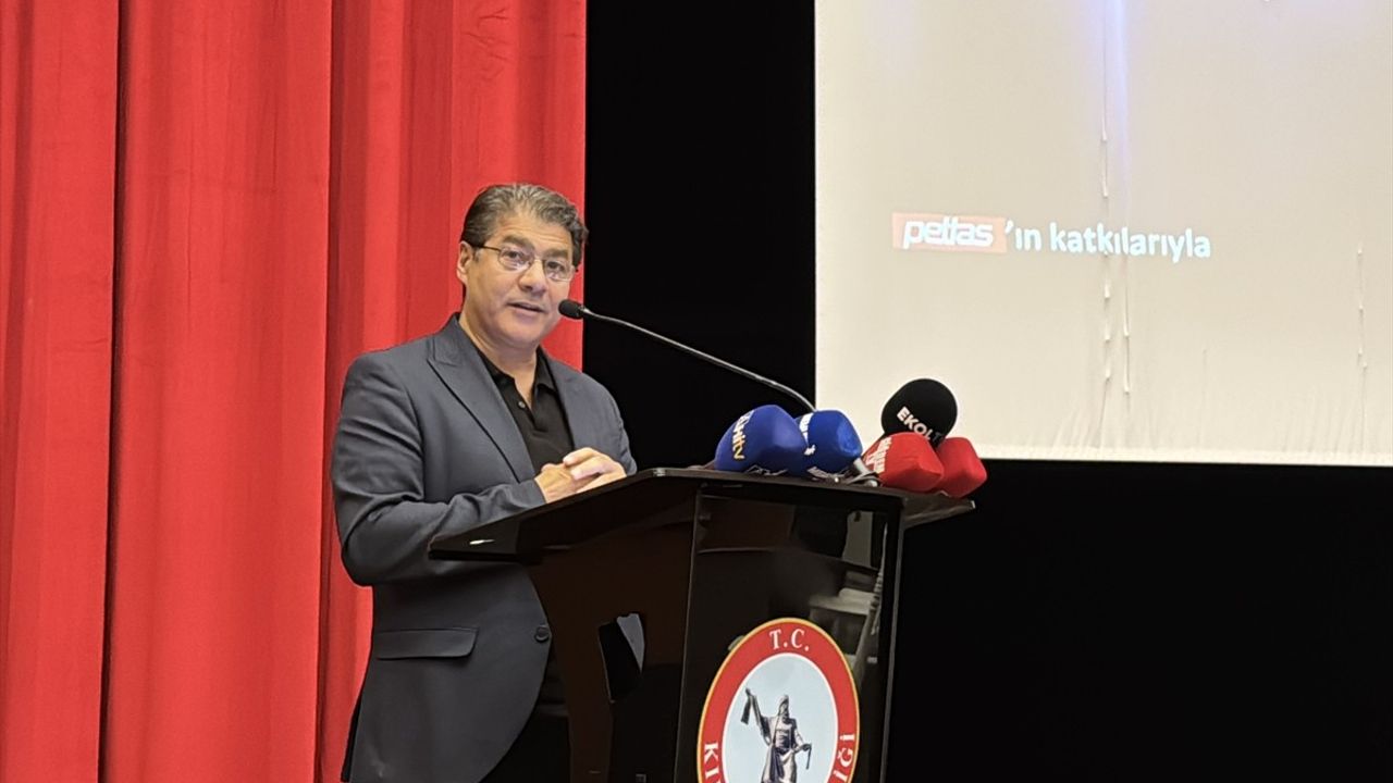 Neşet Ertaş Kültür ve Müzik Festivali Kırşehir'de Başladı