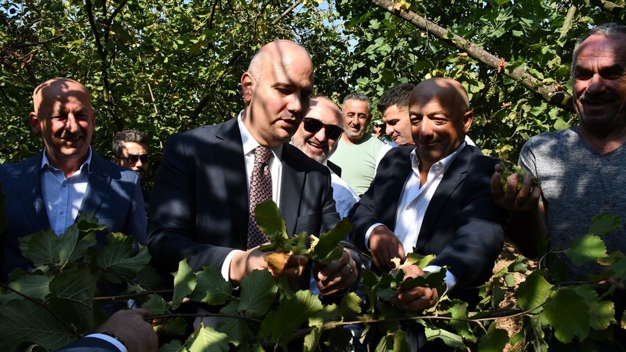Ömer İleri Düzce'de Esnaf ve Vatandaşlarla Buluştu