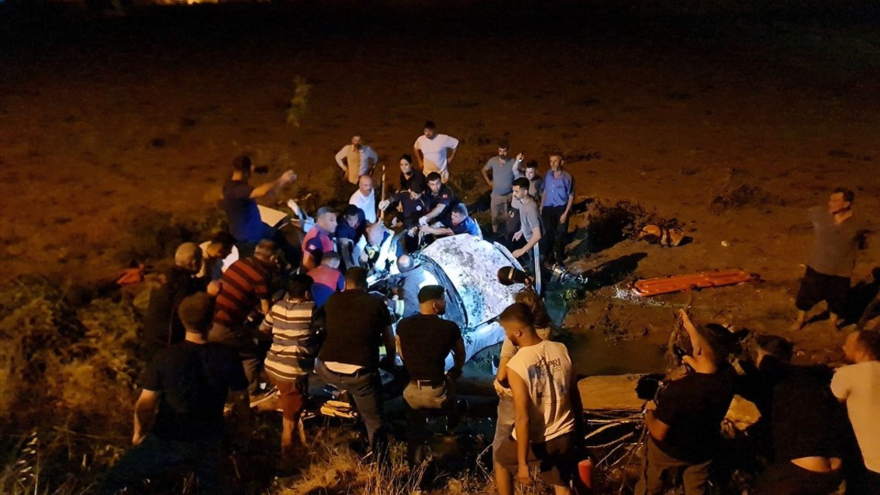 Osmaniye'de Trafik Kazası: 1 Ölü, 1 Yaralı