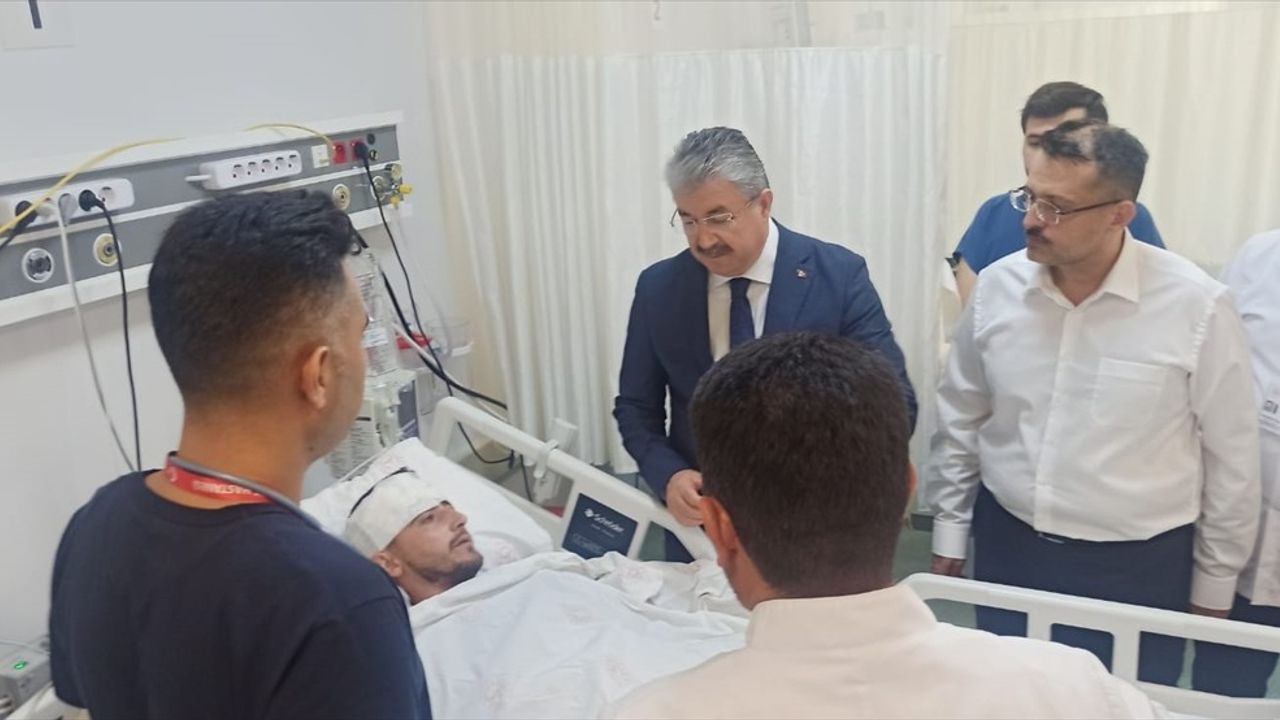 Osmaniye'deki Arazöz Kazasında 1 İşçi Şehit, 4 Yaralı