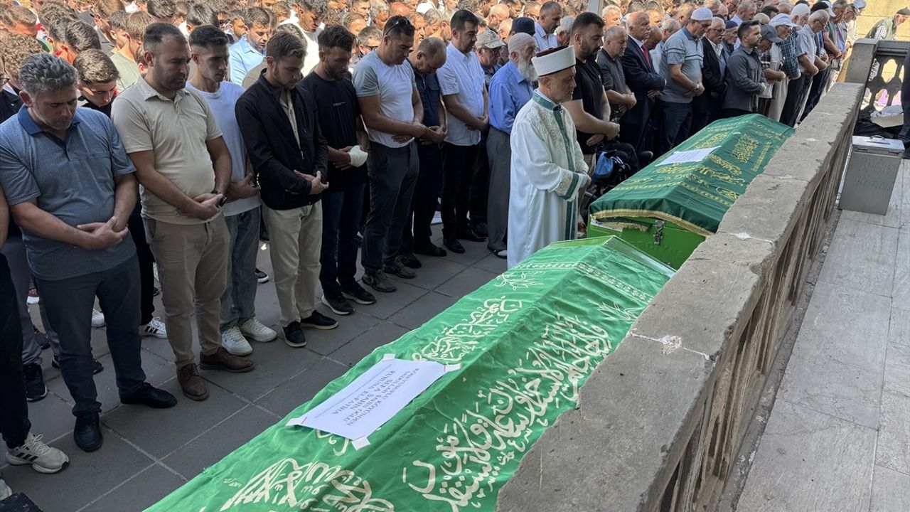 Samsun'da Boğulma Olayı: İki Genç Yozgat'ta Defnedildi