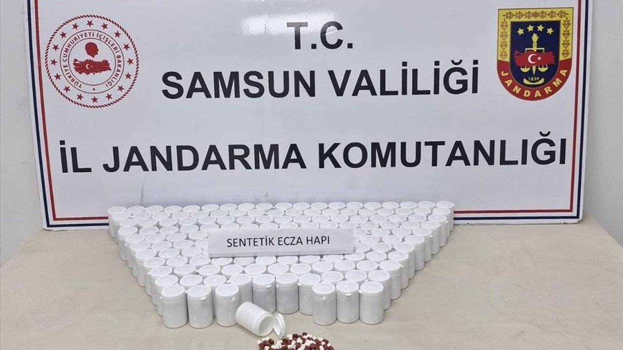 Samsun'da Uyuşturucu Operasyonu: 9.031 Sentetik Ecza Hapı Ele Geçirildi