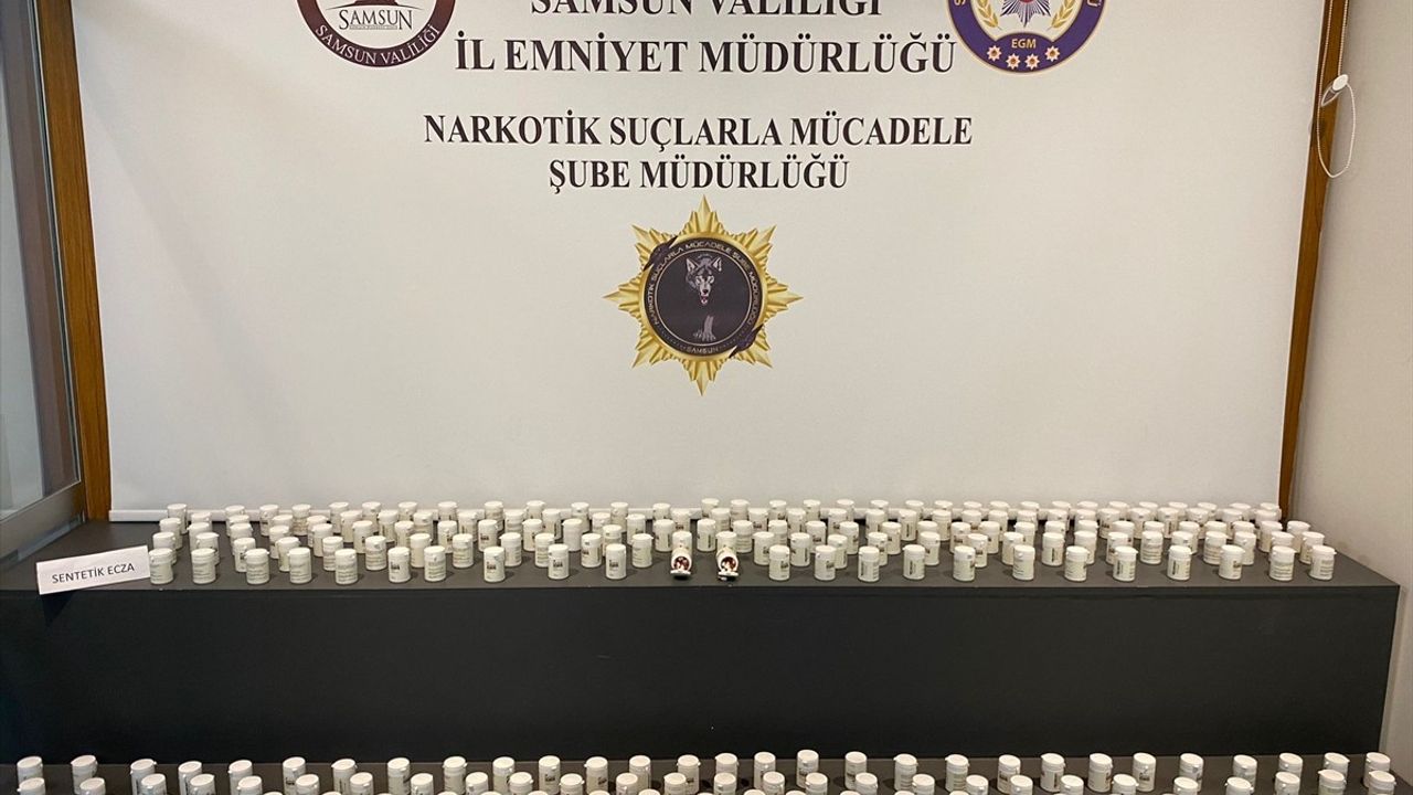 Samsun'da Uyuşturucu Operasyonunda 16 Bin 800 Hap Ele Geçirildi
