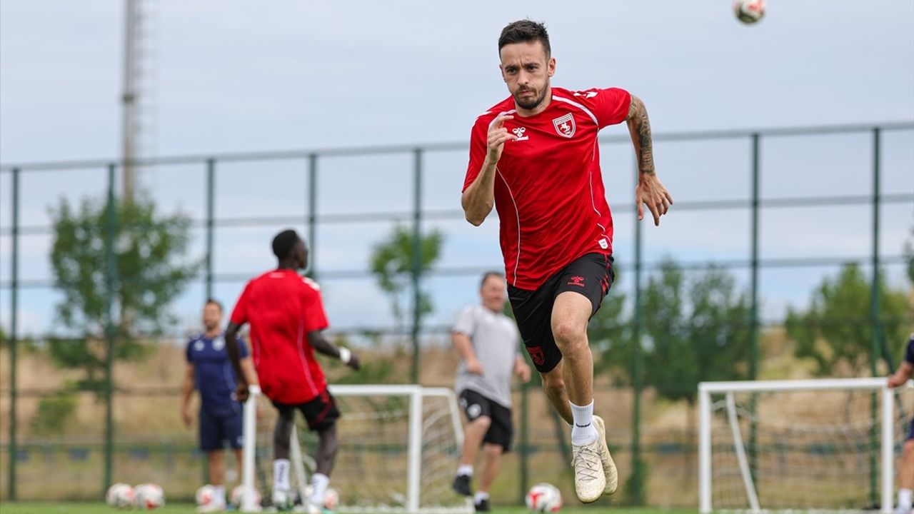 Samsunspor'da Holse ve Musaba İdmanlara Başladı