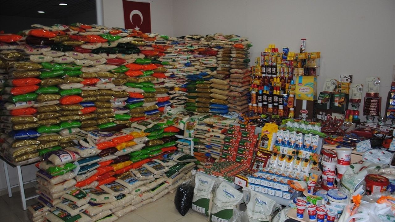 Şanlıurfa'da 2 Ton Kurtlanmış Pirinç ve Bunun Gibi Gıda Ürünleri Ele Geçirildi