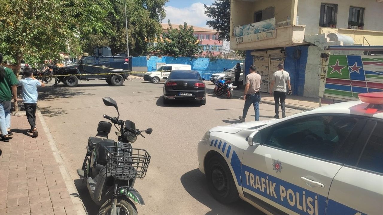 Şanlıurfa'da Akrabalar Arasında Silahlı Kavga: 1 Ölü, 3 Yaralı