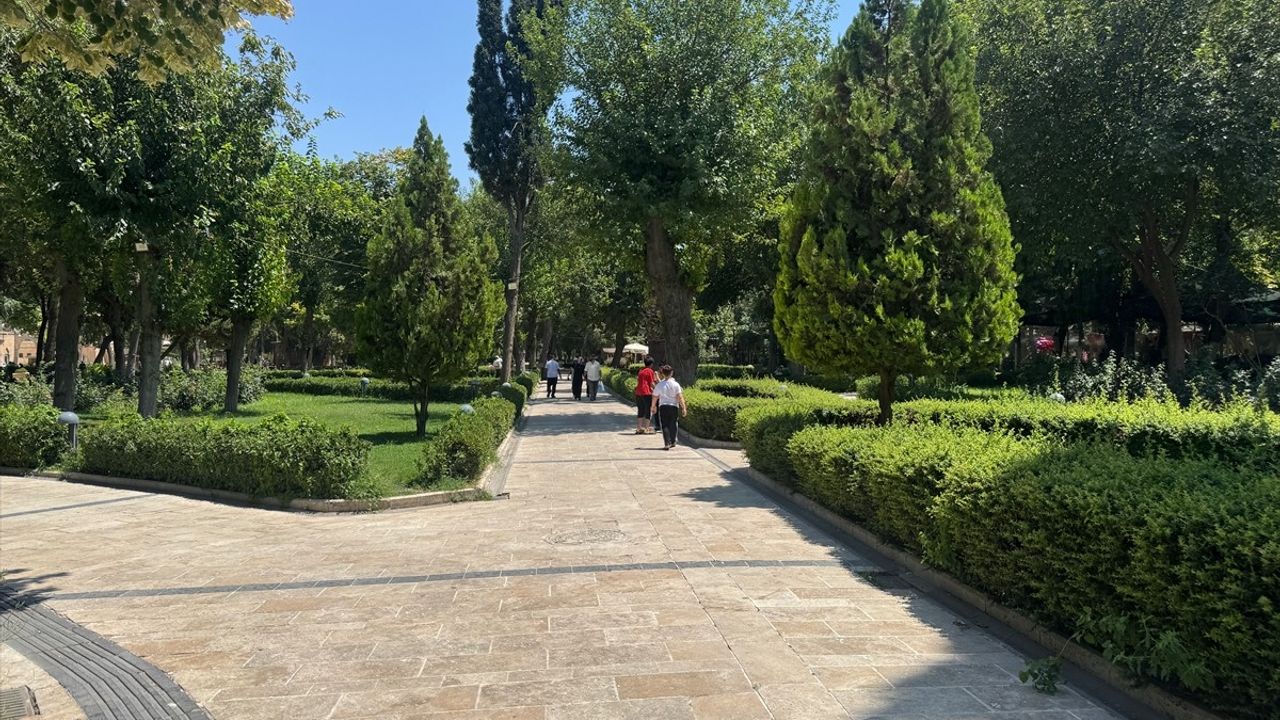 Şanlıurfa'da Sıcaklık Rekoru: 48 Derece