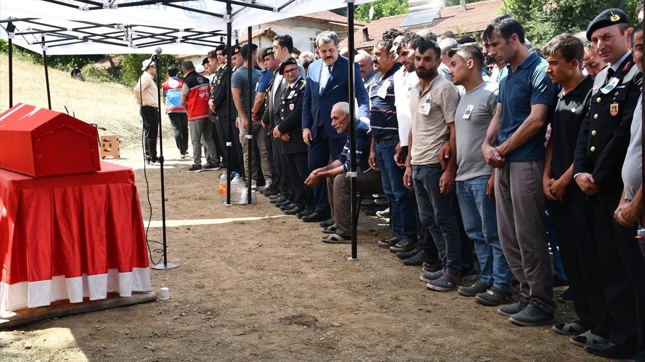 Şehit Uzman Çavuş Selami Acımaz'ın Son Yolculuğu