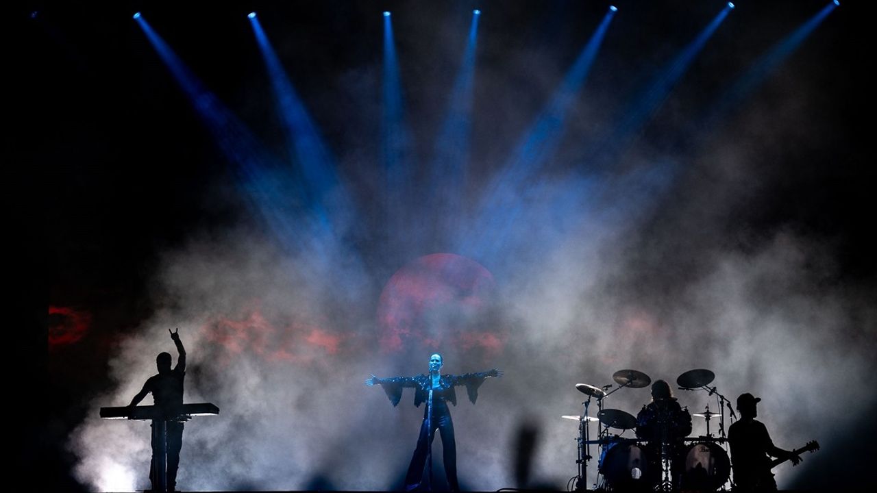 Sepultura ve Epica İstanbul'da Dark Sun Metal Festival'de Sahne Aldı