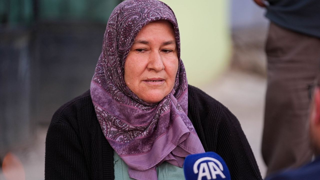 Sındırgı'da 6,1 Büyüklüğündeki Depremde Mahalleler Sarsıldı