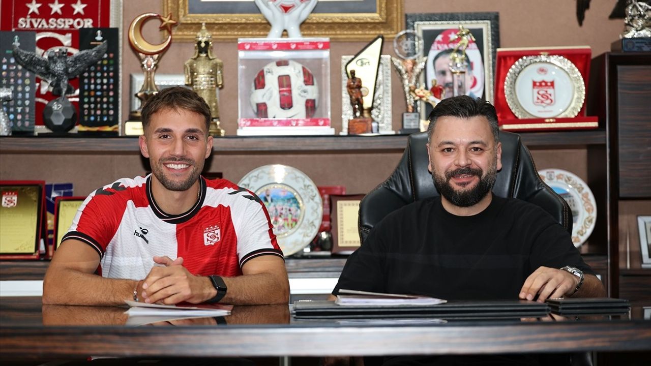 Sivasspor Okan Erdoğan'ı Kadrosuna Kattı
