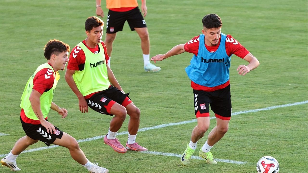 Sivasspor Pendikspor Maçı İçin Hazırlıklarını Başlattı