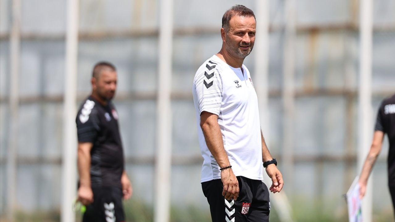 Sivasspor'un Hedefi Süper Lig'e Dönmek