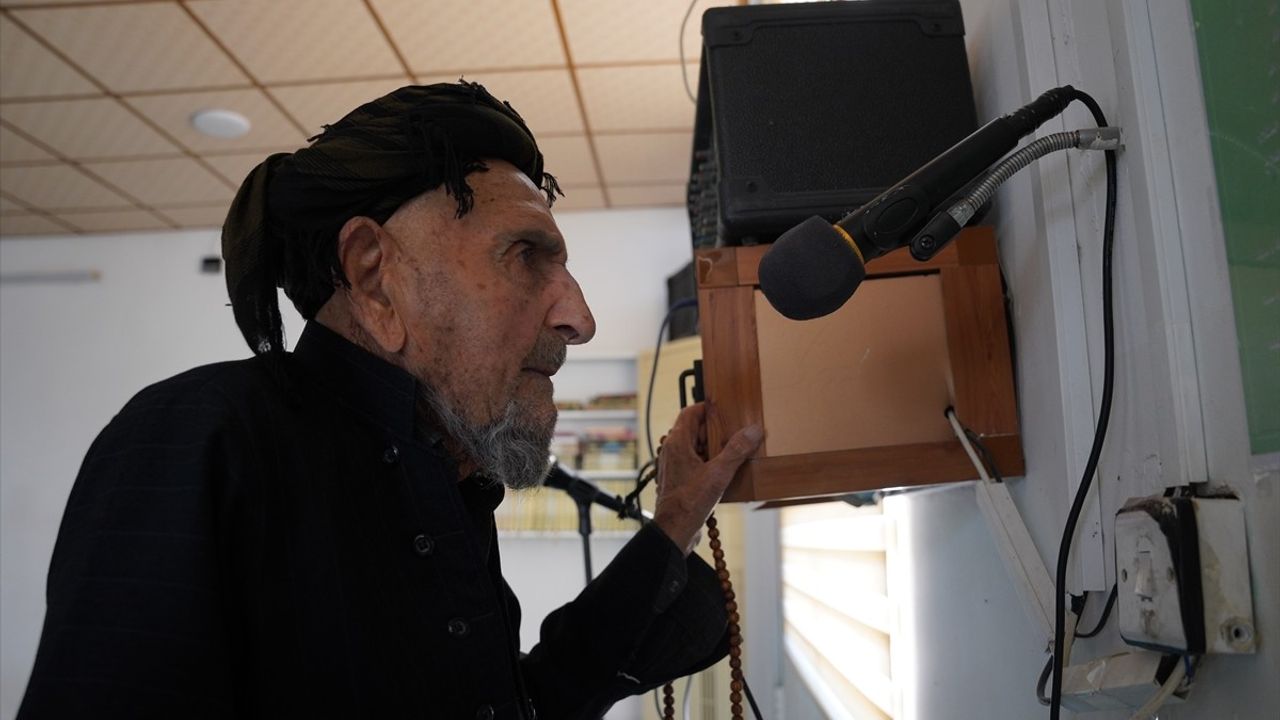 Süleymaniyeli 110 Yaşındaki Müezzin Hacı Abdullah’ın İnanılmaz Hikayesi