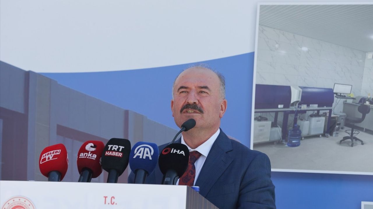 Tarım ve Orman Bakanı Yumaklı'dan Hayvancılıkla İlgili Açıklamalar