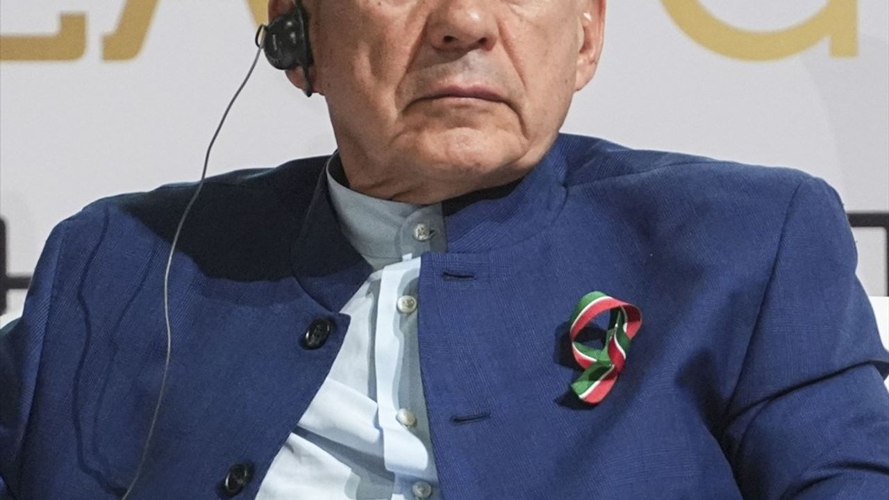 Tataristan Cumhuriyeti'nde Gençlik Zirvesi: Eğitimde Vatanseverlik Vurgusu