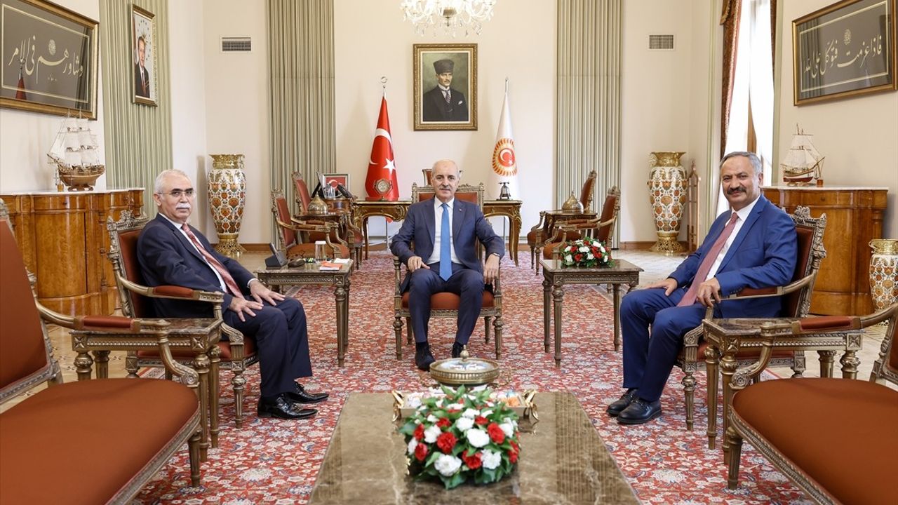 TBMM Başkanı Kurtulmuş, AYM Başkanı Özkaya'yı Ağırladı