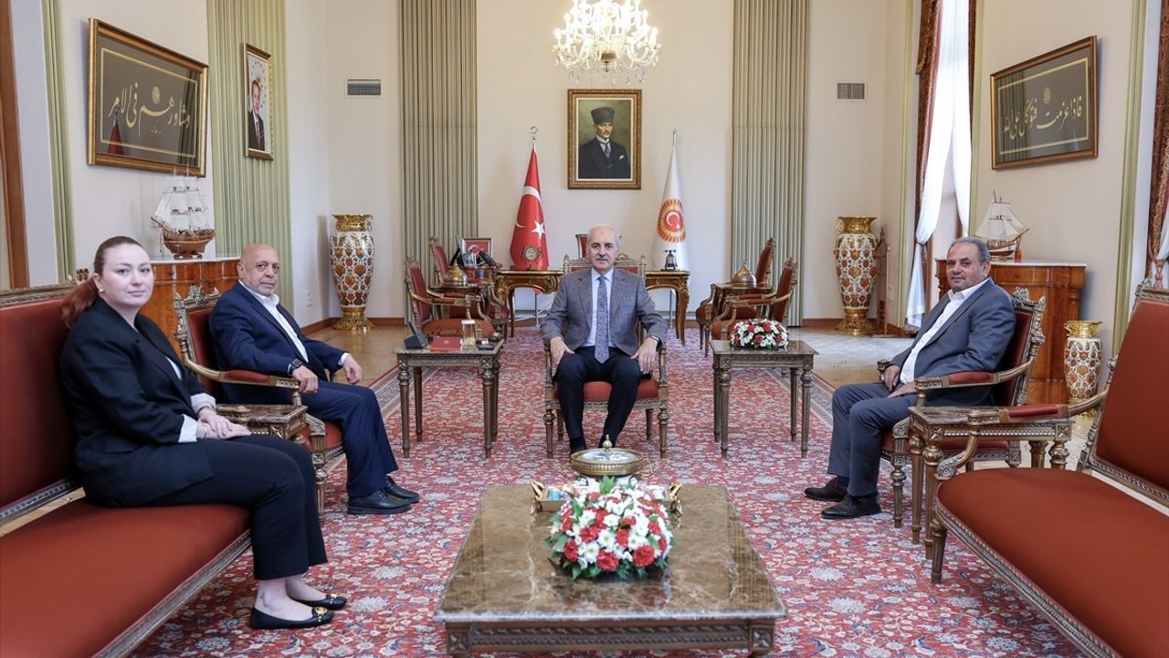 TBMM Başkanı Kurtulmuş HAK-İŞ Genel Başkanı Arslan'ı Ağırladı